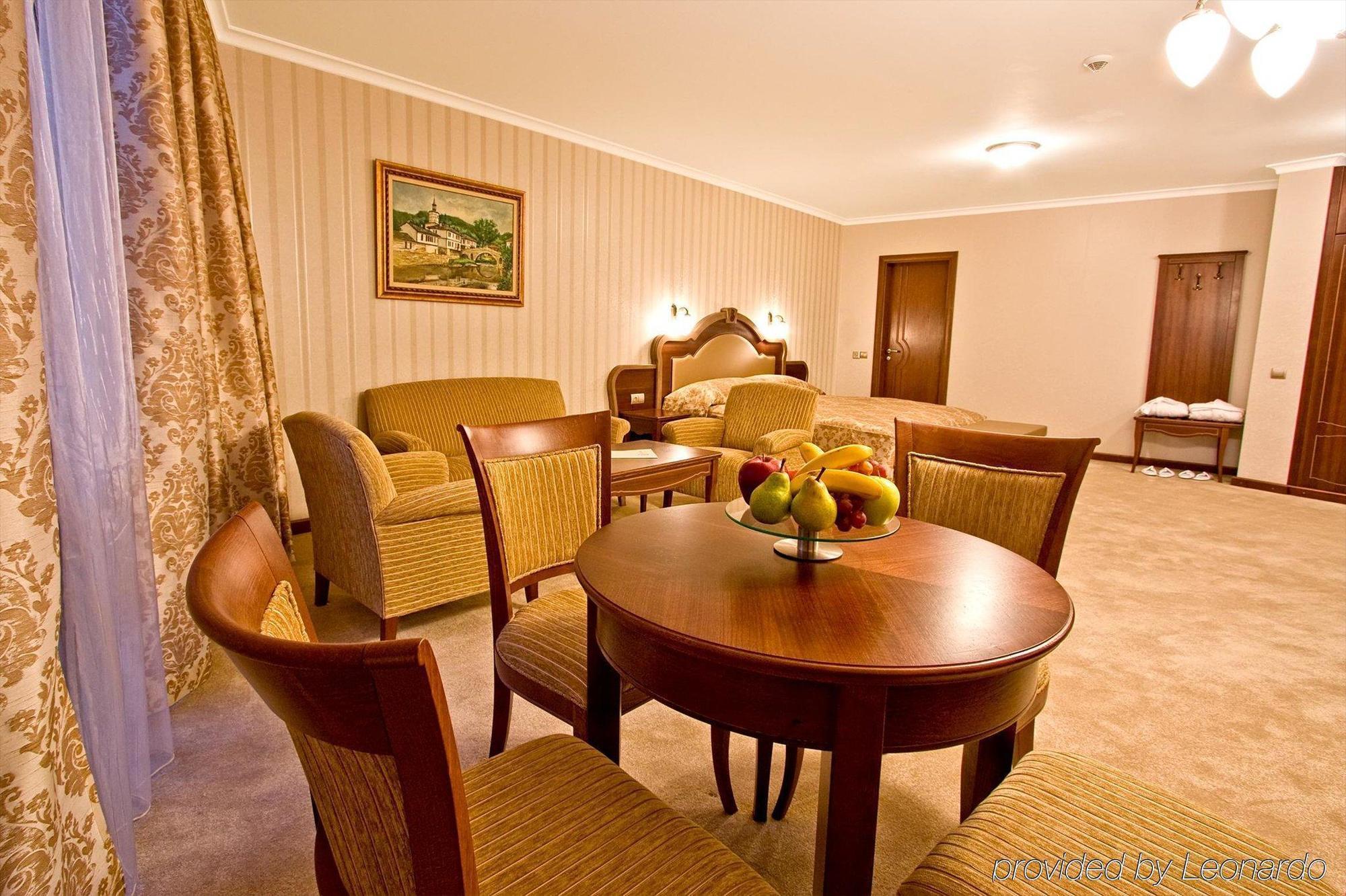 Hotel Berlin Park Vitosha Sofia Rum bild